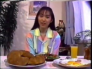 Skinny Japanese whore receives a bukkake in a gangbang